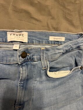 Frame Denim Le High Skinny Light Blue Wash Jeans cropped